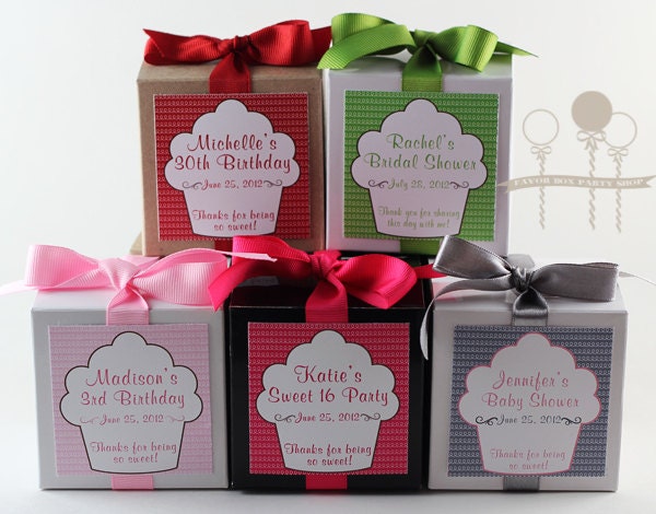 CUPCAKE SWIRLS- Cupcake Mix Party Favors for Weddings - Showers- Birthdays - Christenings - Set of 12 Favors in ANY color