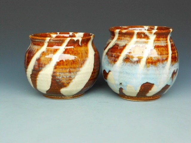 25% Off Seconds Pair of Small Pots. Honey Glazed.