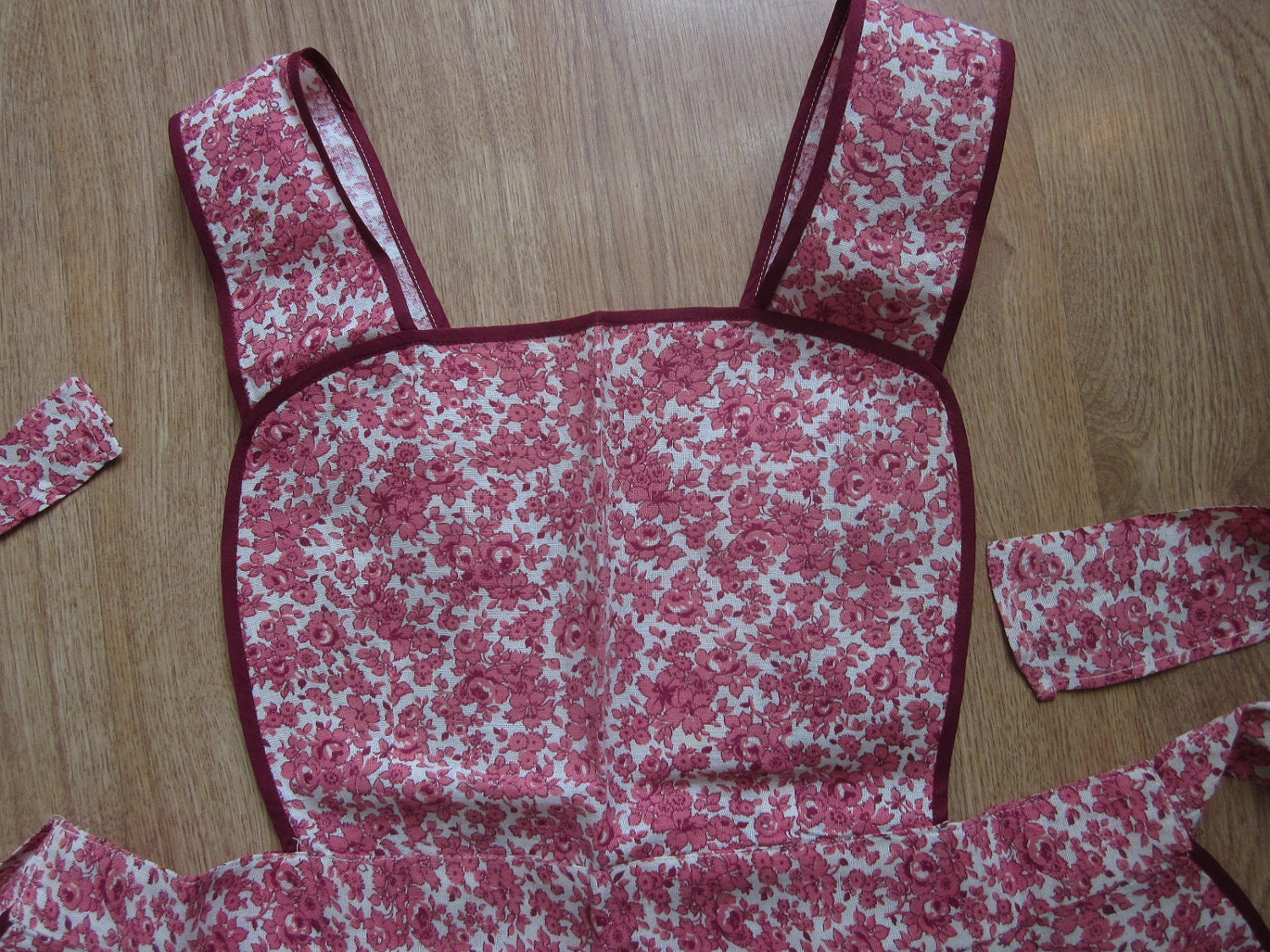 2 Vintage Farmer's Wife FeedSack Aprons Floral Prints