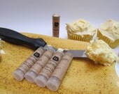 Buttercream flavored lip balm (tube)