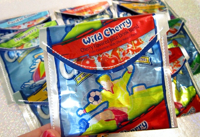 Kids Party Favors- Kids Birthday - Goody Bag - Capri Sun Juice Pouch Wallet Set of 10 Il_170x135