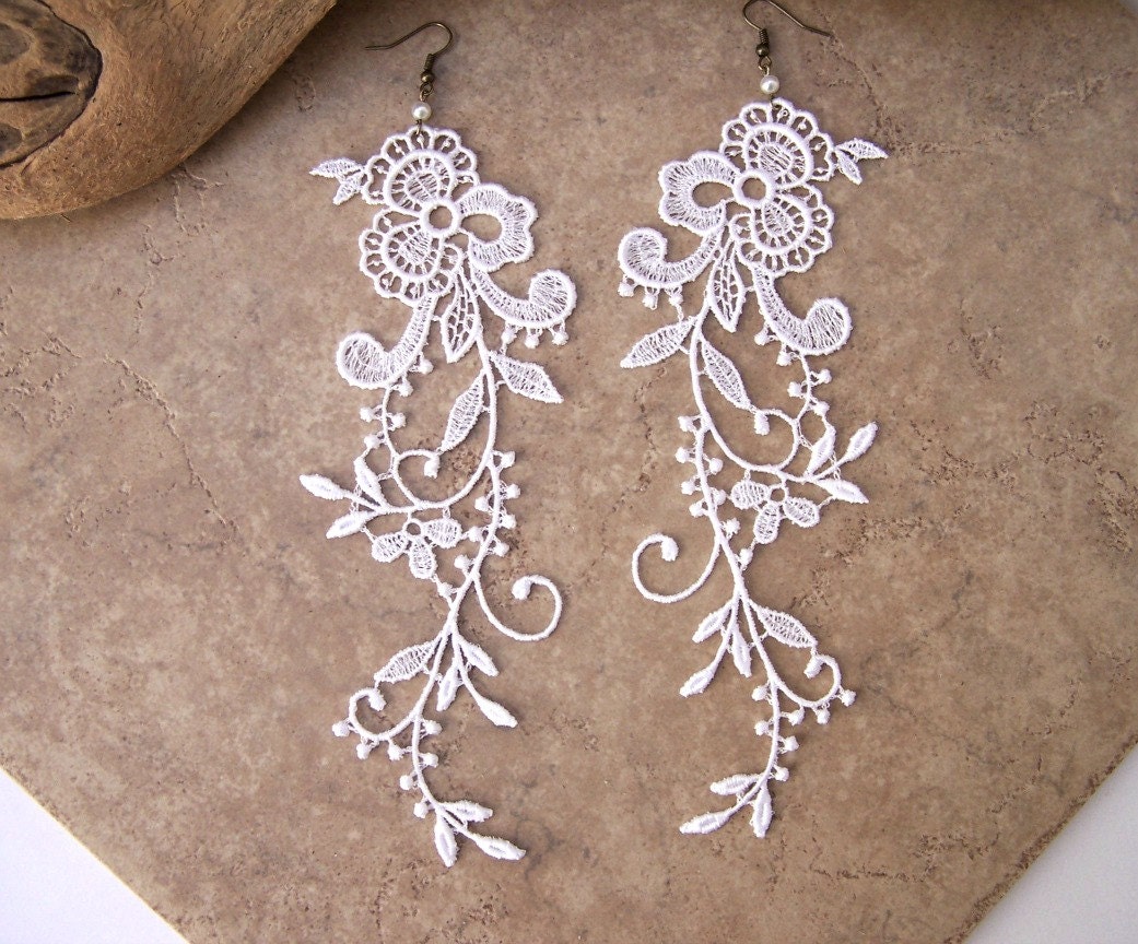 Wisteria white lace floral earrings