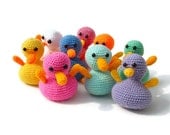 Crocheted duck toy amigurumi animal rubber ducky plushie for children and babies in white