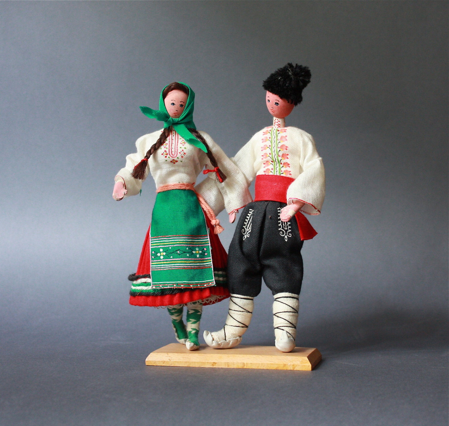 Vintage Handmade Russian Folk Figurines