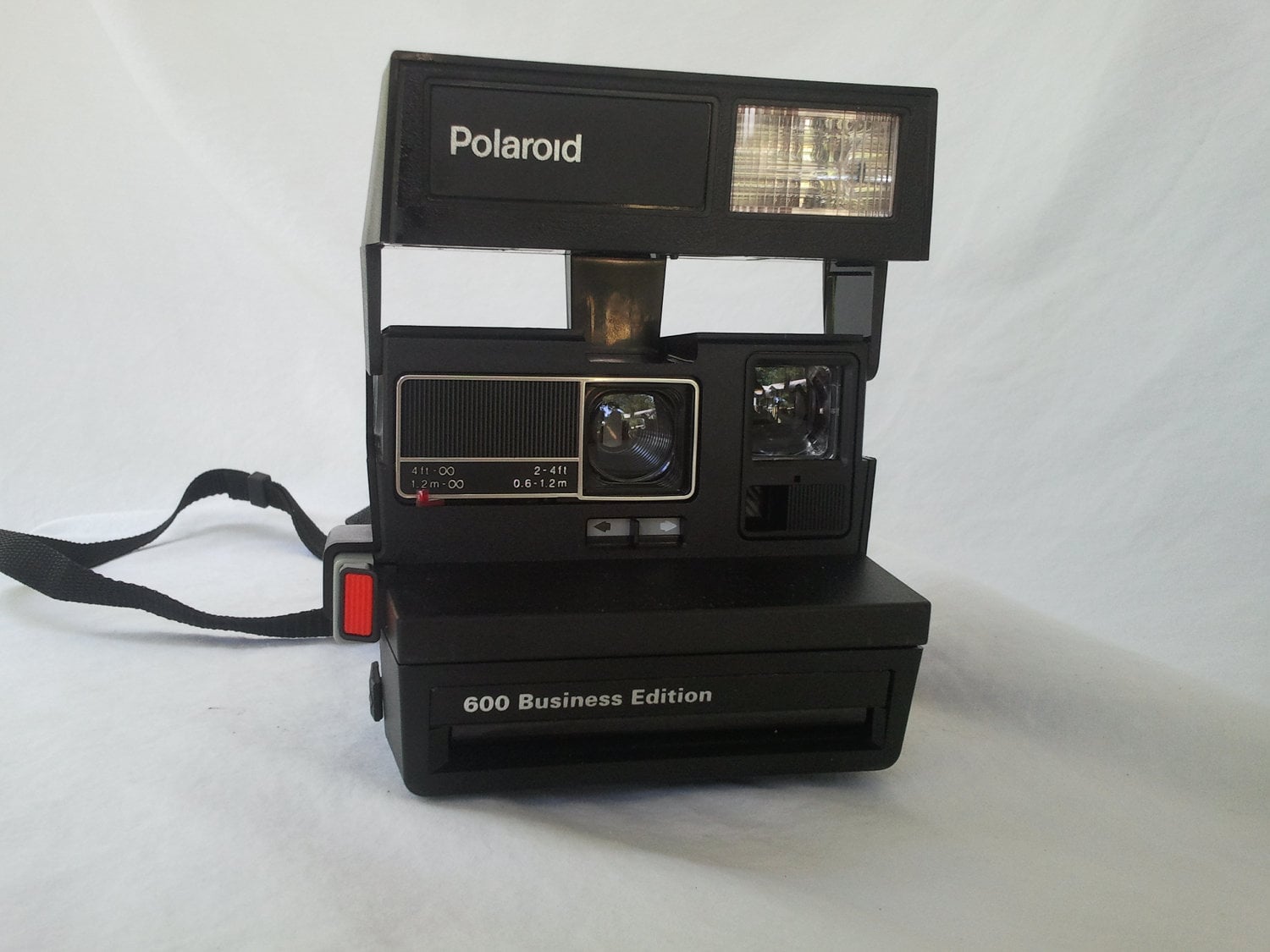 Old fashioned polaroid camera for sale 32 Old fashioned polaroid camera for sale 35