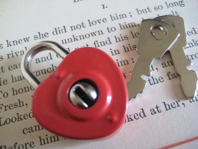 Heart Padlock with 2 Keys- Key to my Heart