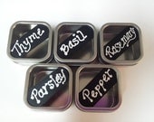 DIY Magnetic Spice Tins With Chalkboard Labels 24