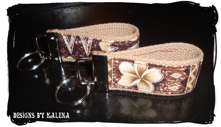Mini Key Fob - Hawaiian Plumeria Tapa - Brown - Keychain