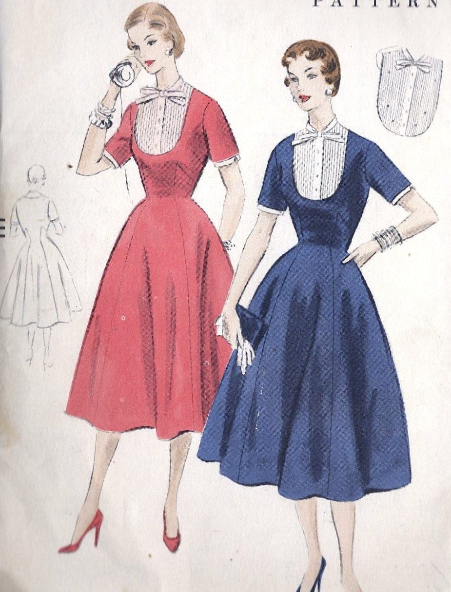 1950s Misses Summer Dress and Dickey Vintage Sewing Pattern, Vogue 8250 bust 30"