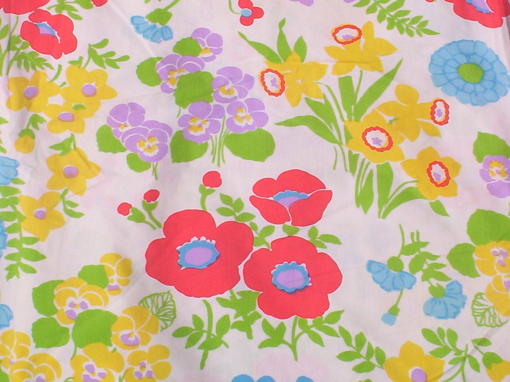 Bright Floral  Sheet, Double Flat  By Wamsutta