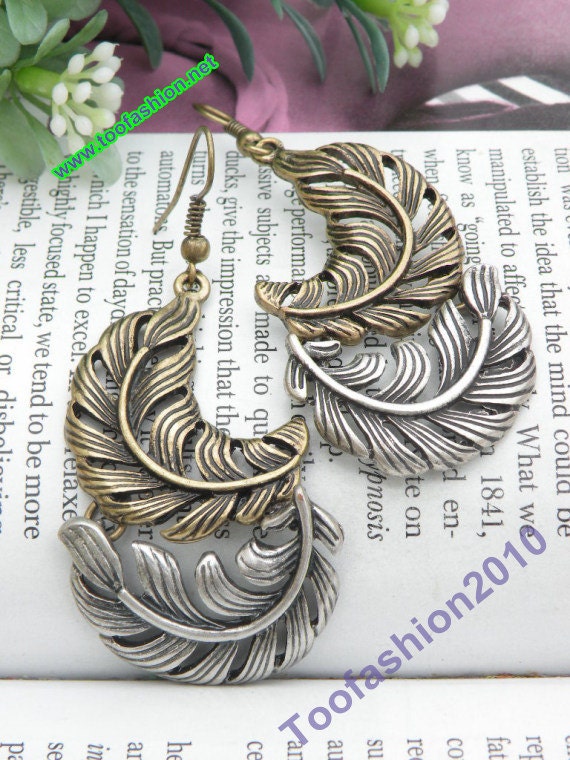 Pretty retro copper and siver feather pendant earrings vintage style