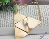 Pretty retro gold transmutative 4 triangle necklace pendant jewelry vintage style
