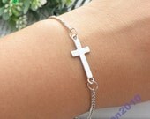 SALE Pretty retro silver small cross hand chain bracelet pendant jewelry punk style