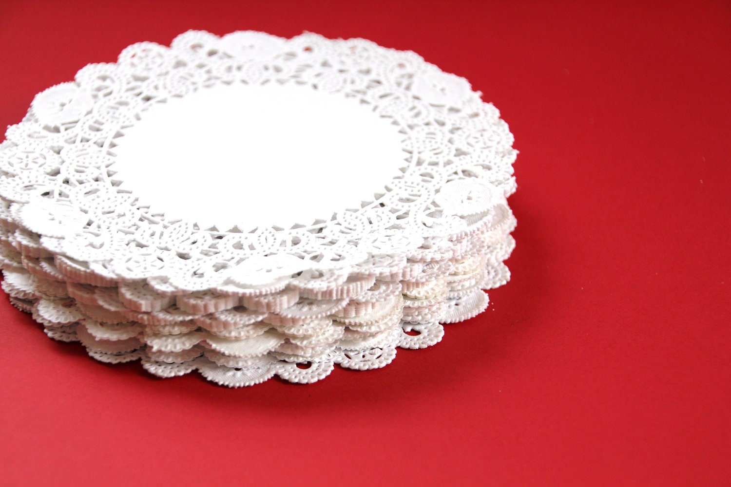 50 White Lace Paper Doilies (5 inches)