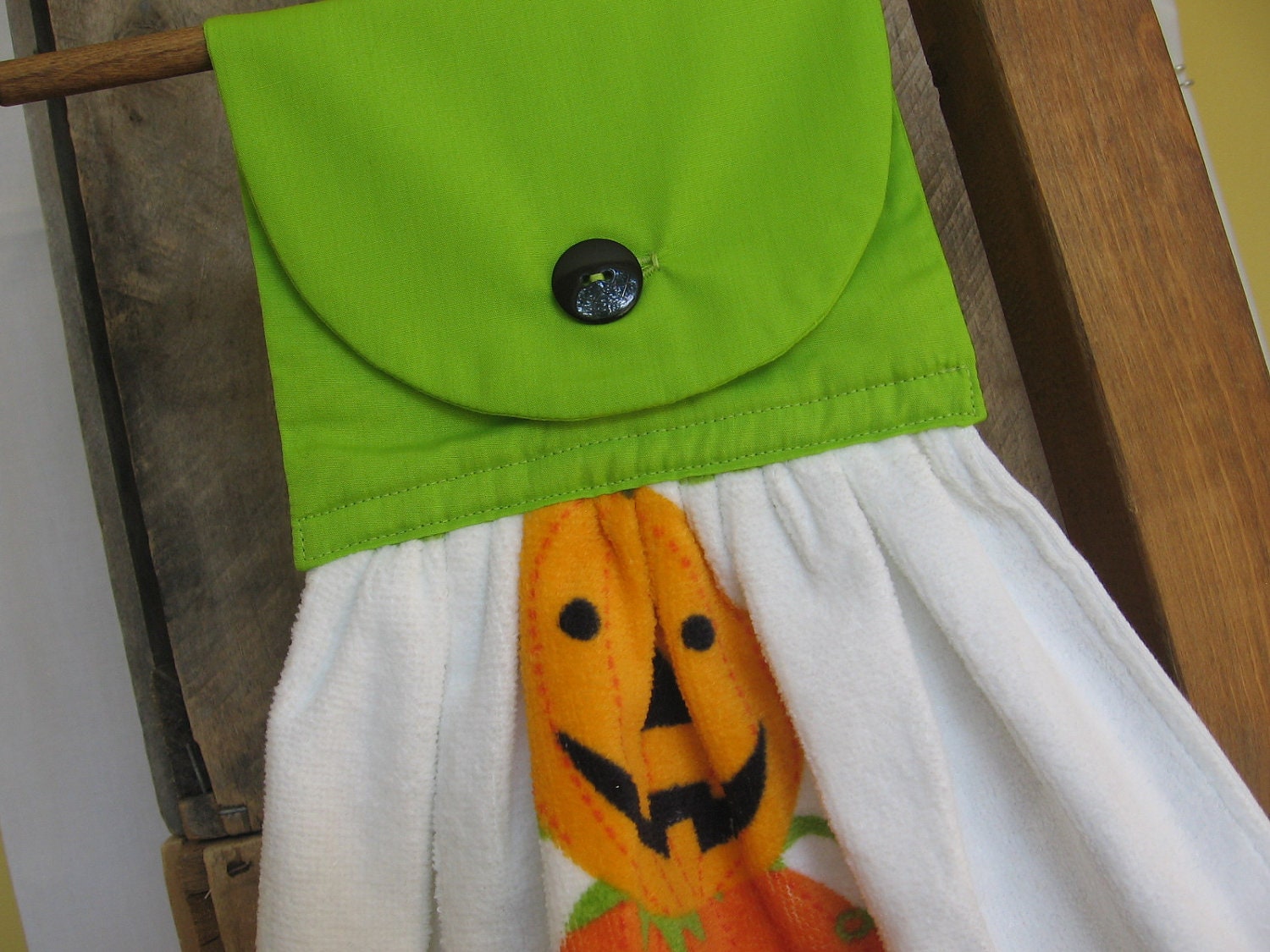 Halloween Pumpkin Kitchen Towel U-Pick Top Color Hanging Kitchen Tea Towel with Halloween Pumpkins