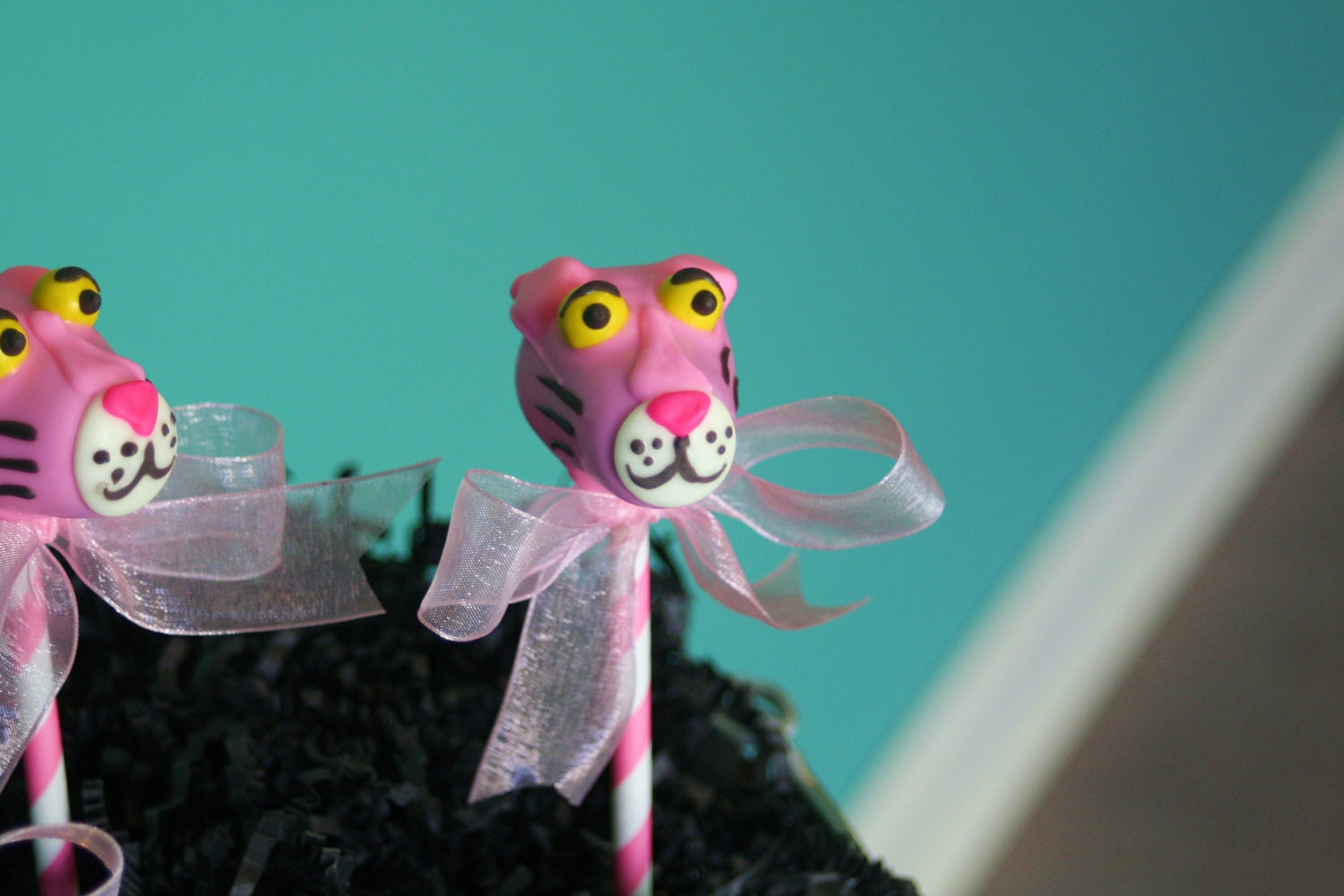 Mom's Killer Cakes & Cookies PoP ArT The Pink Panther Inspired Cake Pops Il_570xn