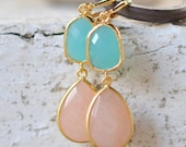 Soft Peach and Turquoise Bridemaid Earrings in Gold. Dangle Earrings.  Bridesmaid Jewelry. Fashion Wedding Jewelry.