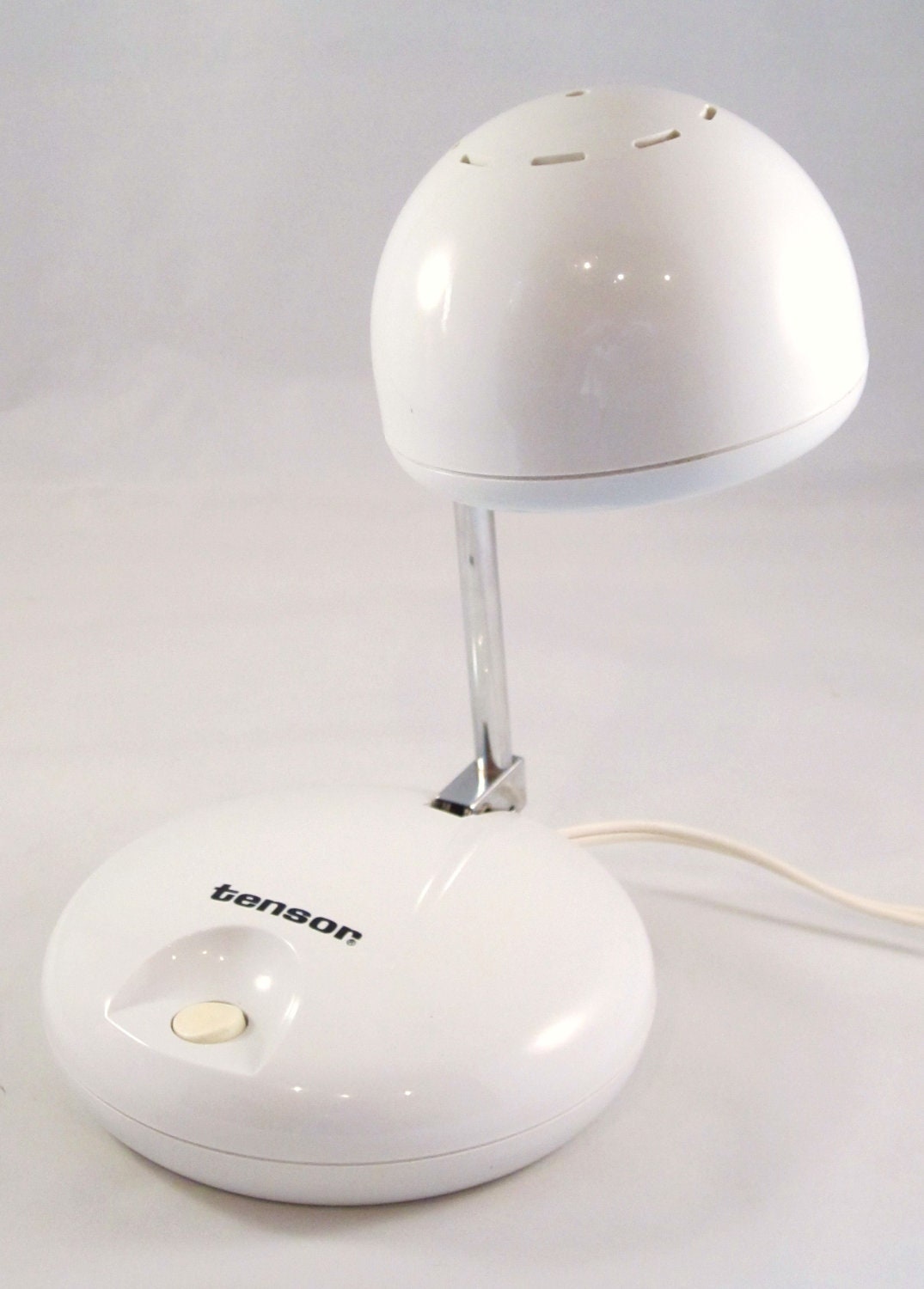 Tensor Desk Lamp Eyeball Mod Lamp 1970s 1980s White and Chrome