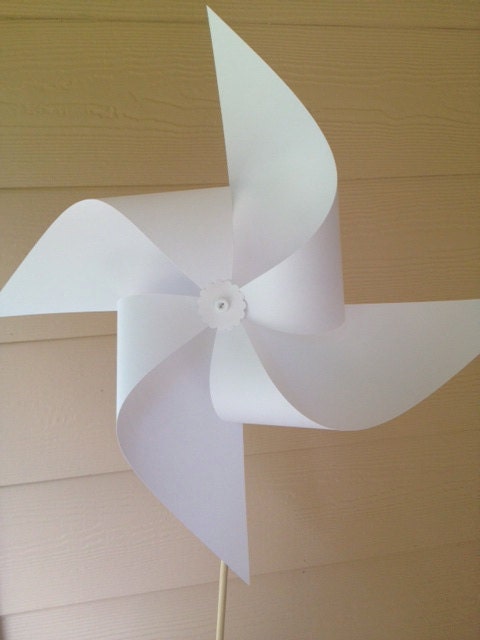 Large Pinwheel: White