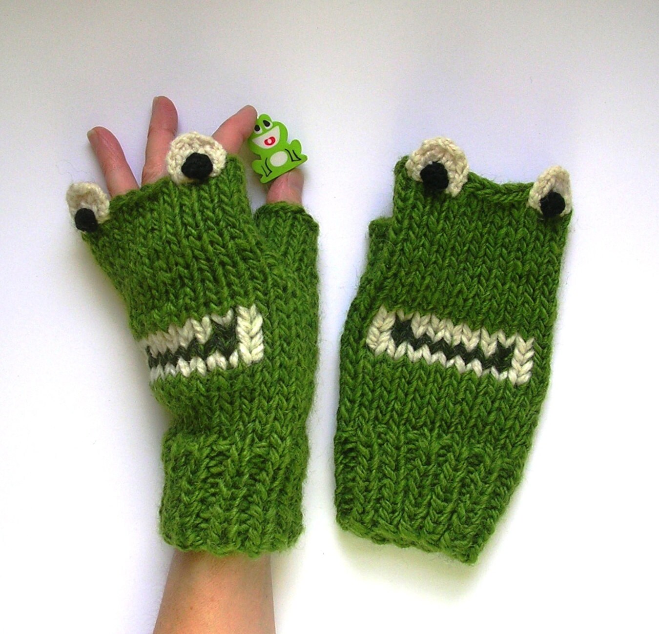 Frog Gloves