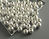 BRASSBEAD-DUST-SLVR-4MM - Round Stardust Brass Bead, Silver Plated, 4mm, 20 pcs