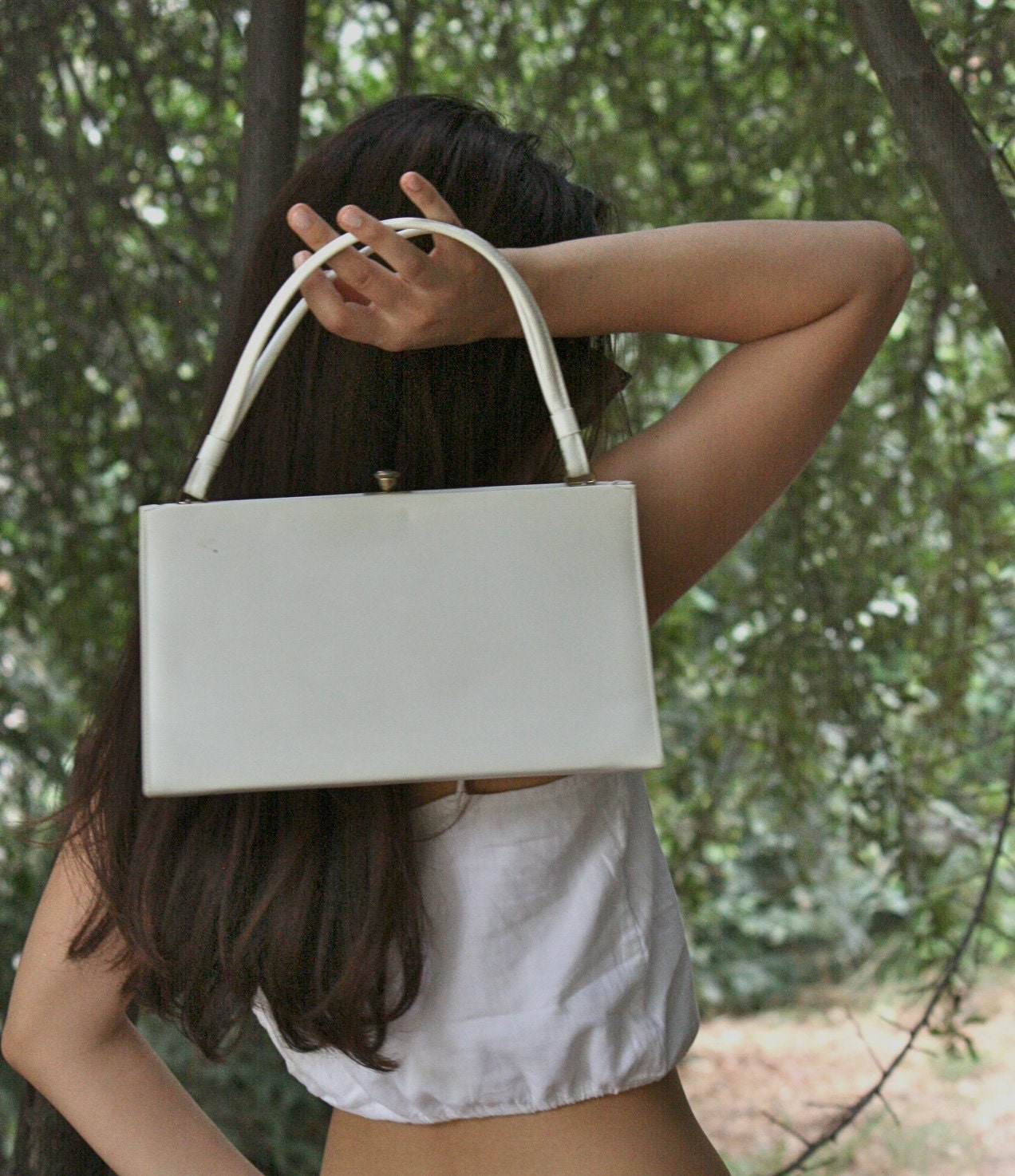 Vintage 1950s White Leather Purse With Gold Clasp. Small Leather Purse. Theodor/ California Purse