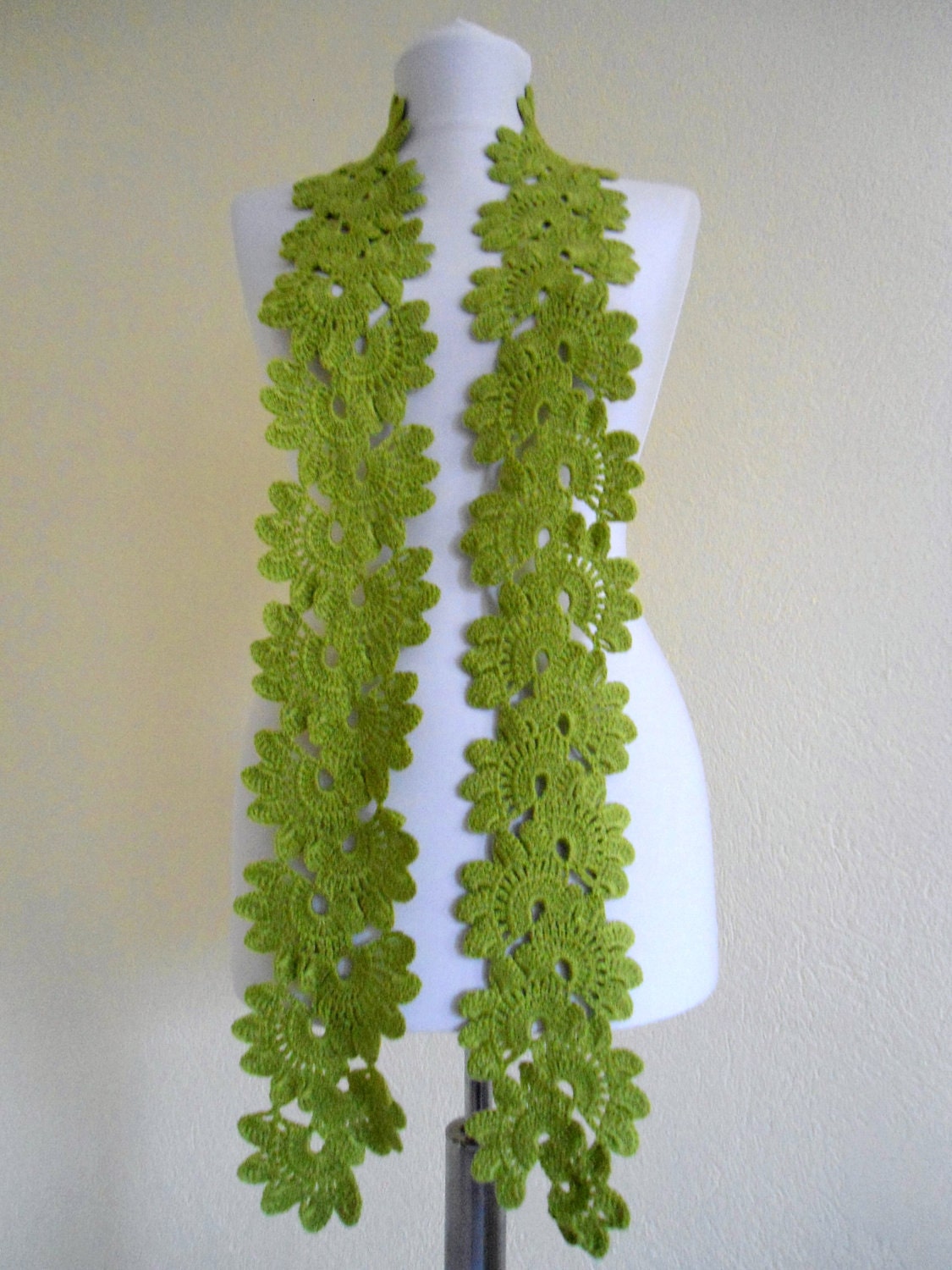 Apple green, Lace Neckwarmer,scarf, fashion,gift, valentine, valentines day, winter trends, fashion, 2012