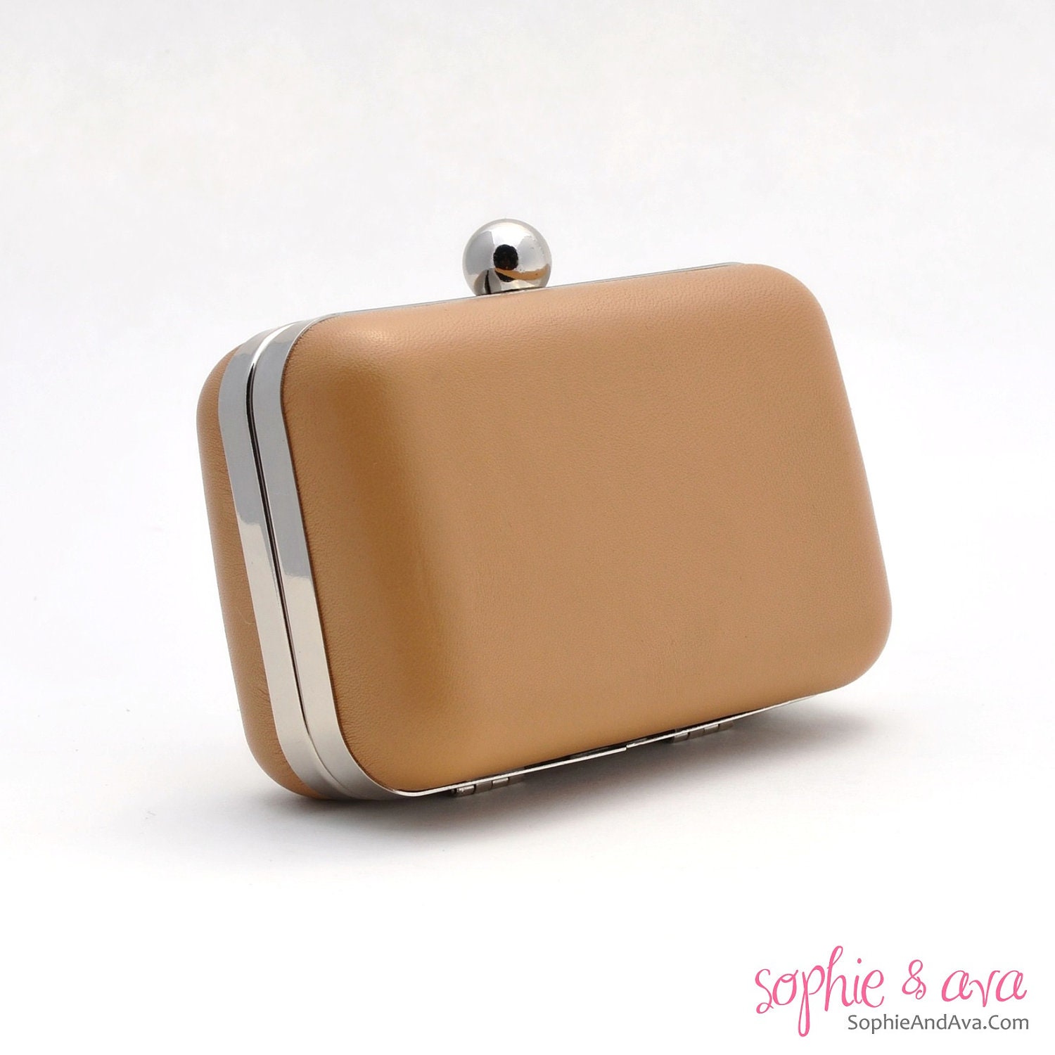 The Vivien Minaudiere in Nude leather