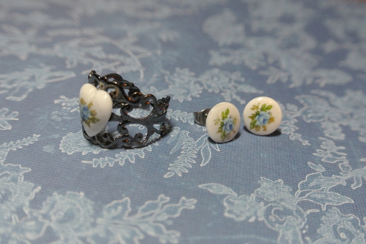 Vintage Porcelain Blue Rosebud Earrings and Matching Filagree Ring