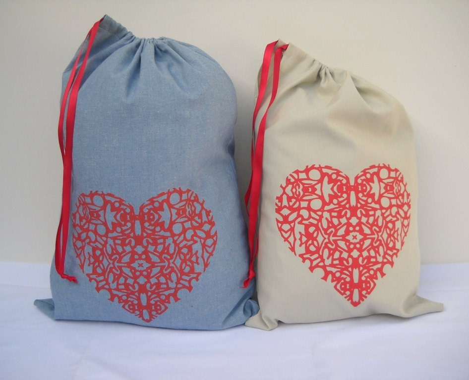 LOVE STORAGE BAGS - Set of 2 (two) drawstring bags  - red heart bags