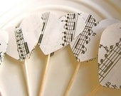 Valentines Hearts, Vintage Sheet Music, Valentine Party, Heart Toppers, Cupcake Toppers, Love Theme, Wedding Hearts, 2 inch, Set of 100