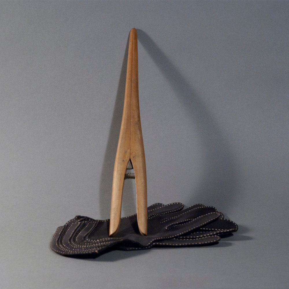 Vintage Wood Glove Stretcher