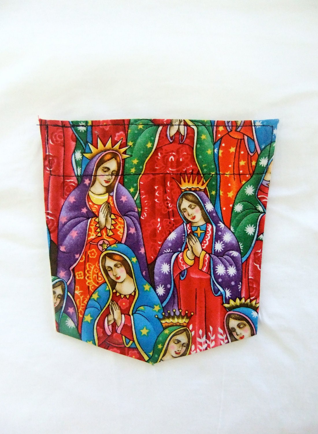 Men's MEDIUM/LARGE Saints Pocket Vneck T Shirt