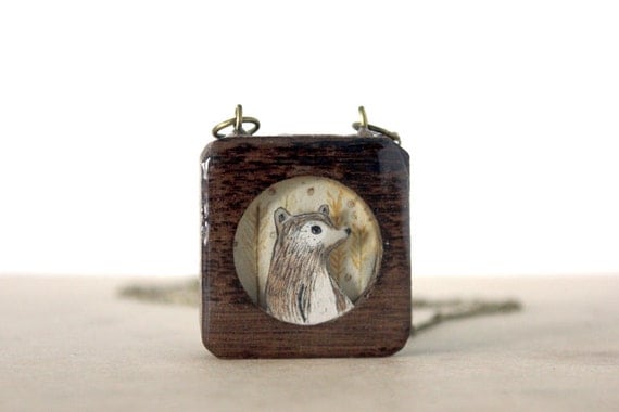 honey harvest bear- fall fashion wooden bear necklace- wheat field dark wood- iamabird black friday cyber monday sale