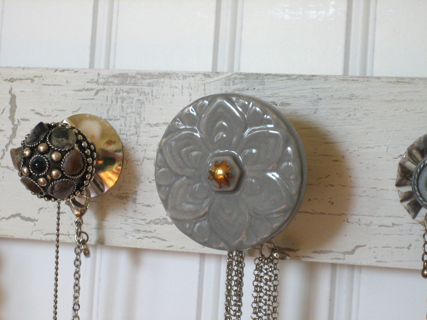 Hanging Wall Display Jewelry Rack with Shades of Gray
