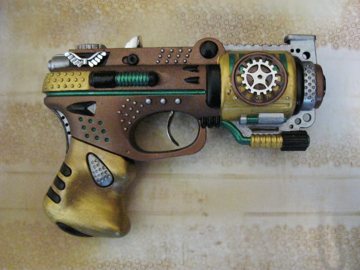 gold ray gun
