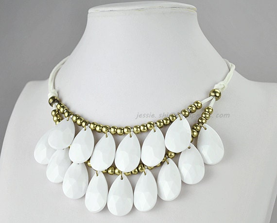 Drop Shape Necklace, White Bib Necklace, White Bubble Necklace (FN0567 - White)