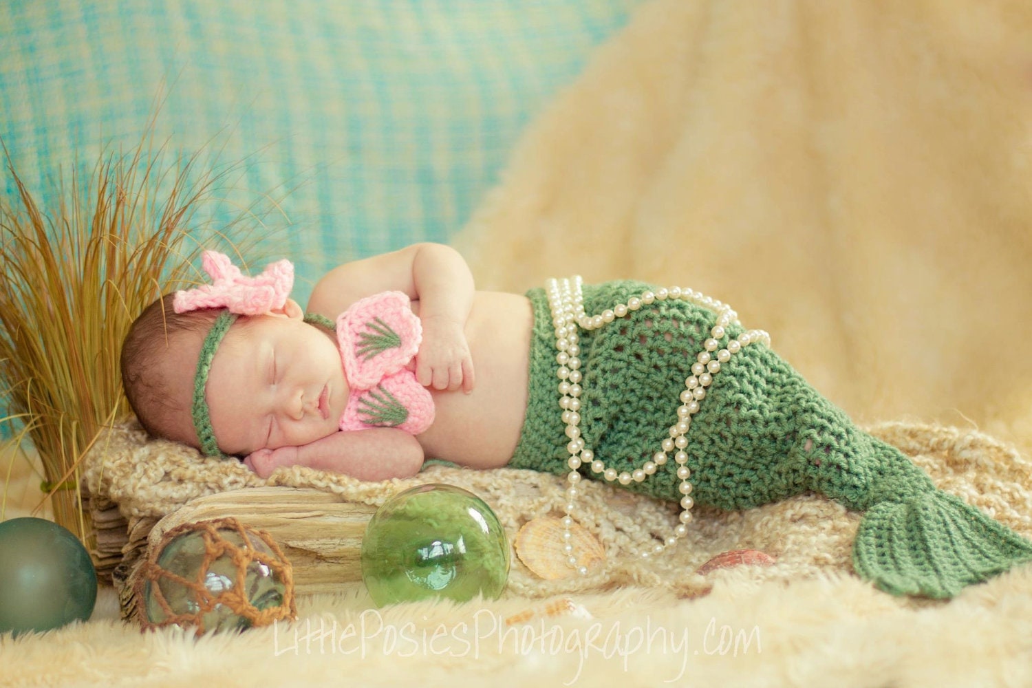 Crochet Newborn Mermaid Photo Prop Set Baby Girl Little Mermaid Fin Tail Headband Shells