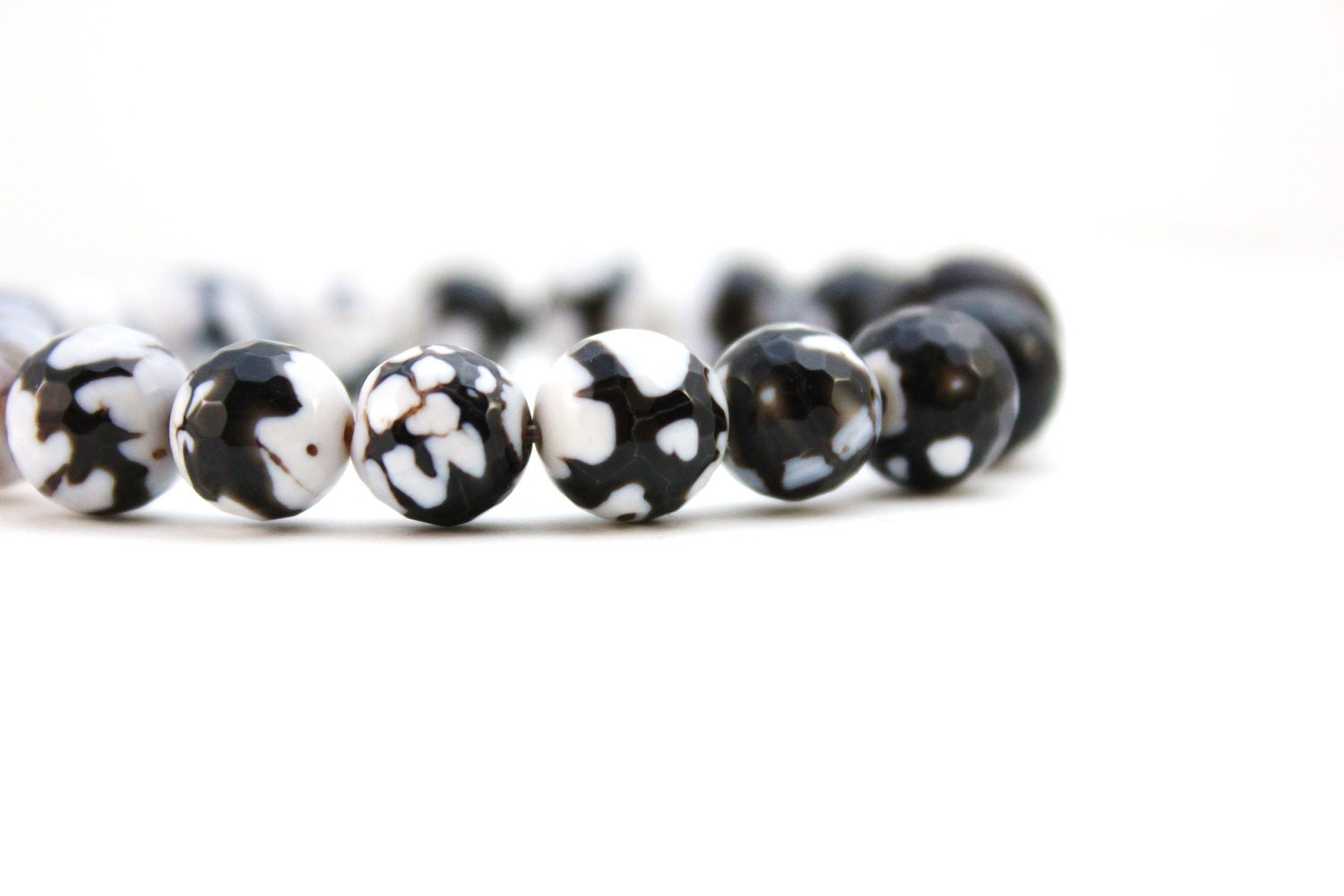 black agate bracelet  stretch beaded bracelet black and white gemstone bracelet bohemian bracelet   statement bracelet crab agate