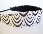 Black and Cream Scallops Fabric No Slip Headband