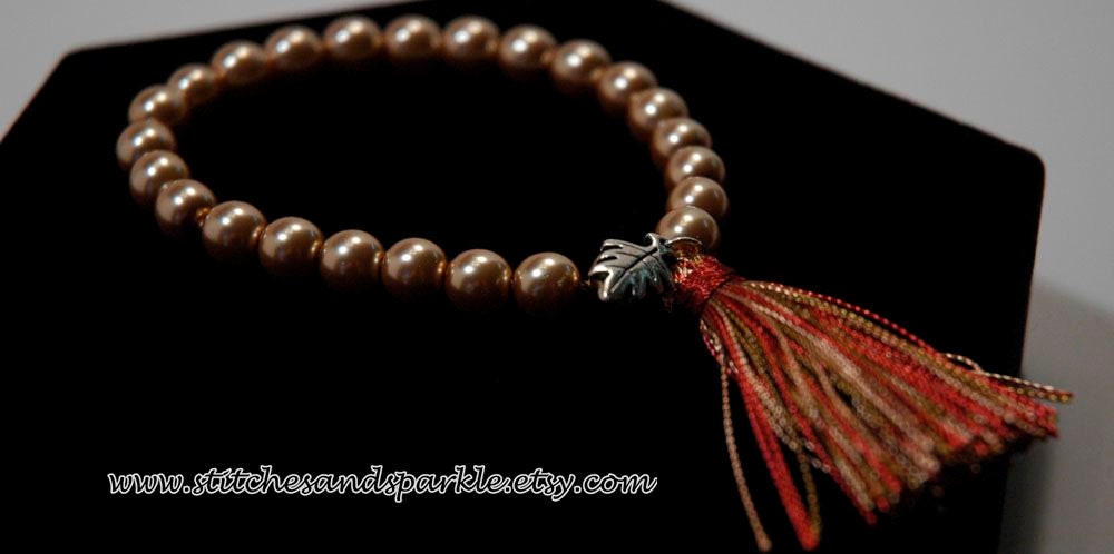 Champagne Pearl Stretch Tassel Bracelet