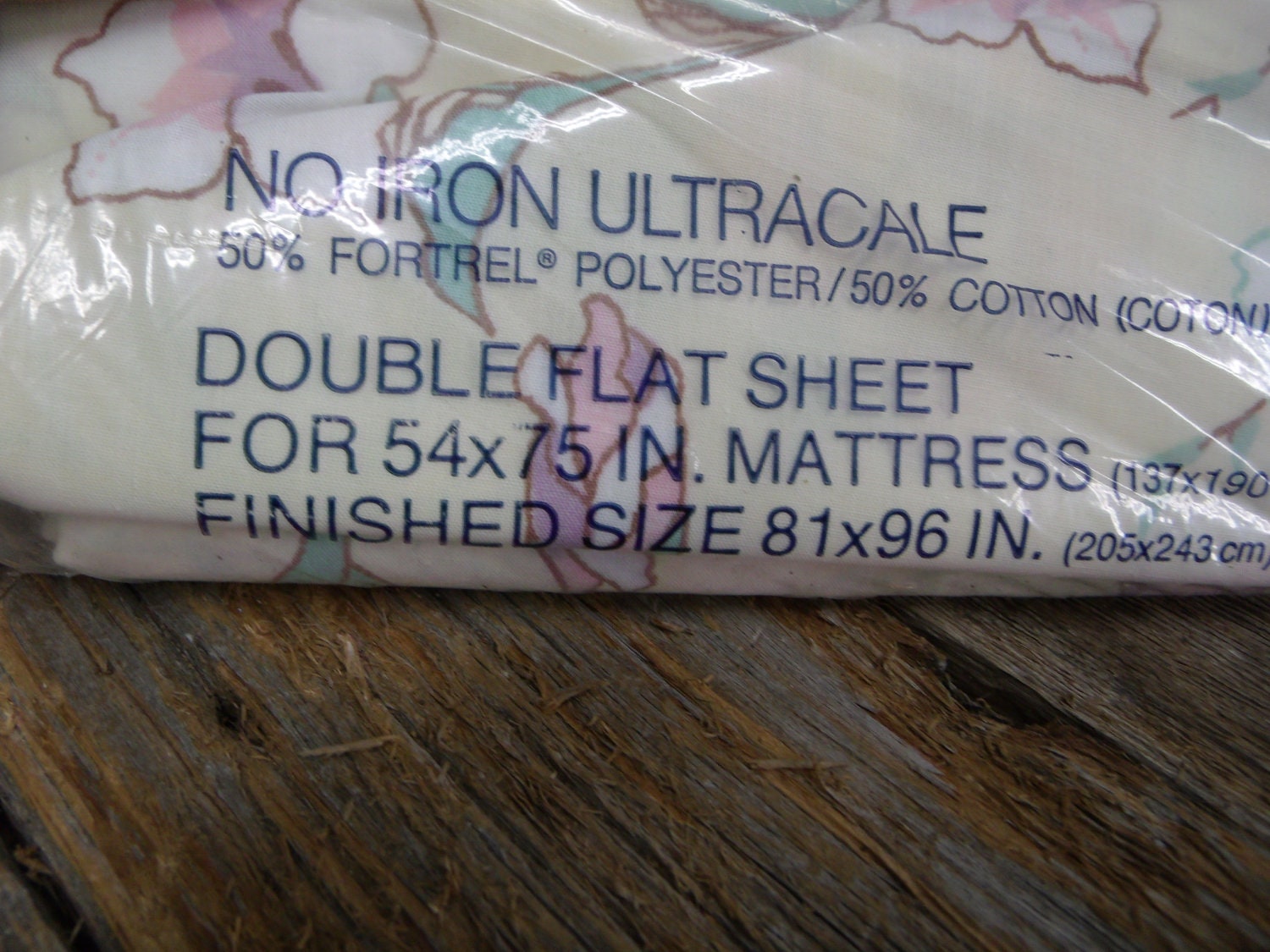 Pretty Feminine Pale Yellow w Orange Flower Double FLat Wamsutta Sheet NOS