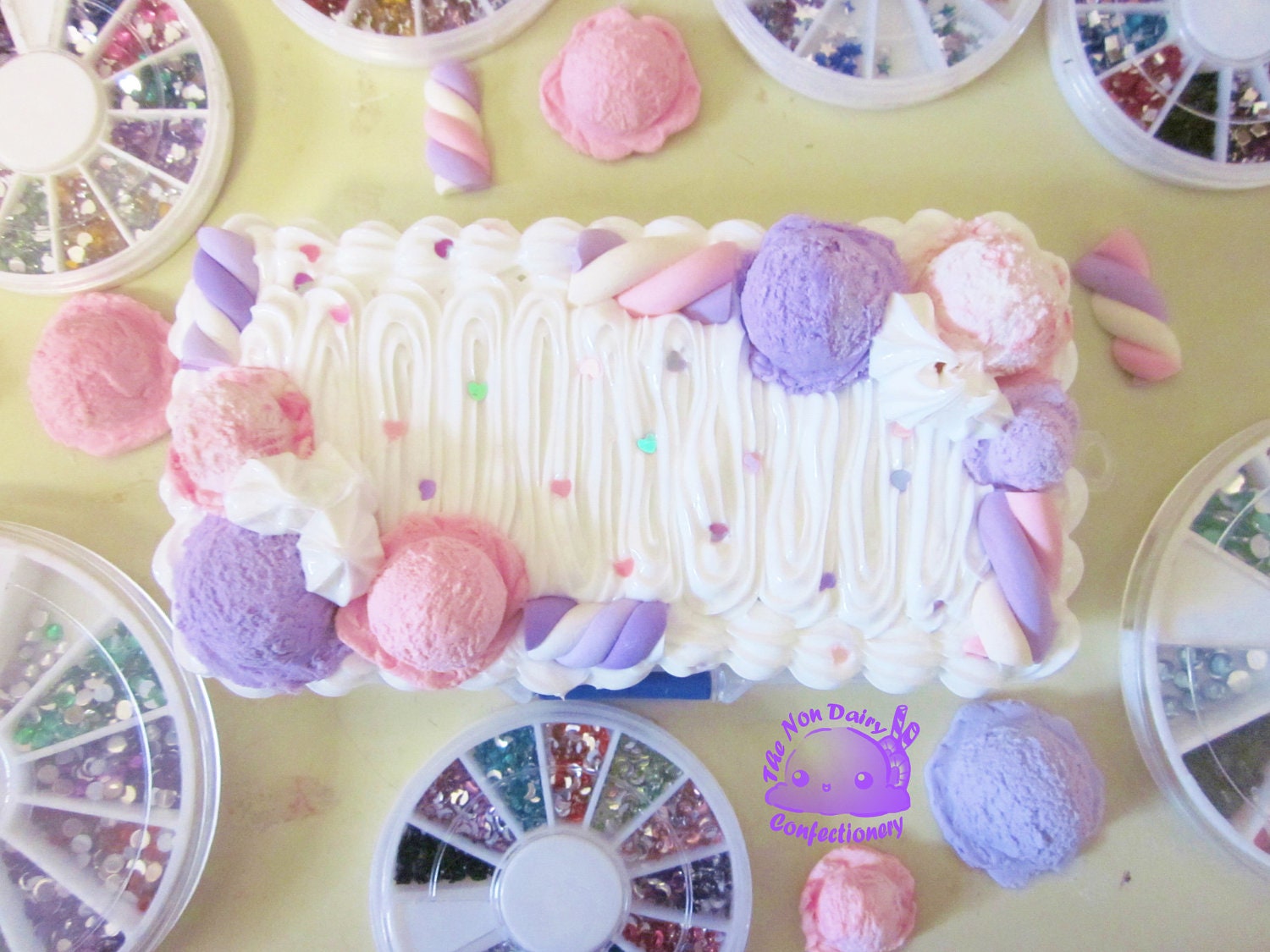 Kawaii Decoden Berry Delicious Pill Box