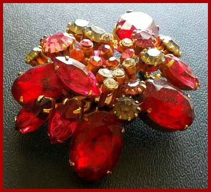 Signed CoroCraft Vintage Brooch Pin Pink Red Rhinestone Floral Hi End Tiered 2" EX