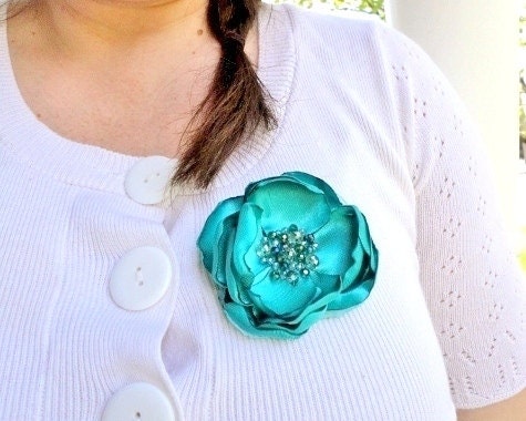 Turquoise Brooch, Turquoise Flower Pin, Aqua Fabric Flower Beaded Broach, Summer Accessories, Bridal Fascinator, Light Blue