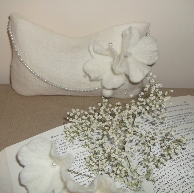 Clutch, Handbag, Hair Pins, Handmade Wedding , Christmas Accessories, Gift, ECO friendly, Bride, Ivory Flowers, Natural, Unique