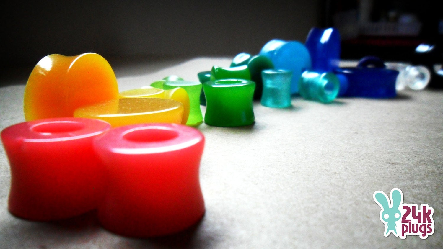 Custom made 0g, 00g, 1/2", 9/16" basic color plugs/tunnels, pink, raspberry, gold, yellow, pumpkin, lime, plum, royal, blue, teal, jade