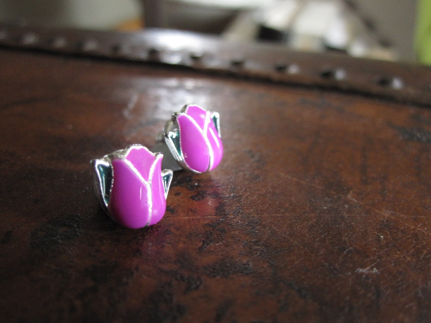 Vintage Jewelry - Silver metal and enamel tulip post earrings