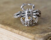 Vintage ART DECO Ring . 1920s 1930s Jewelry . Halloween Ring - Spider Ring - Black Widow Sterling Silver