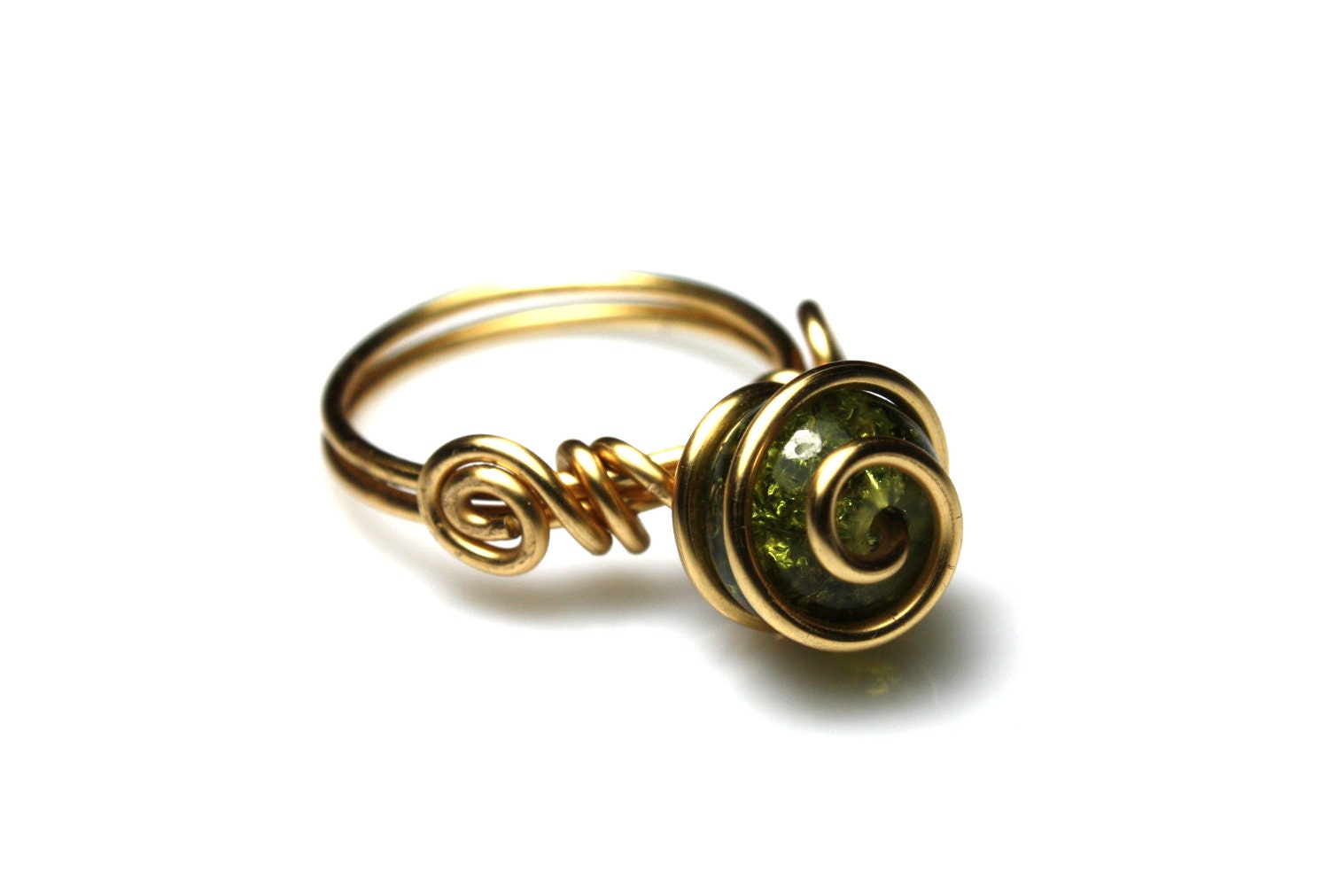 Egyptian Wire Ring - Olive Green Crackle Glass